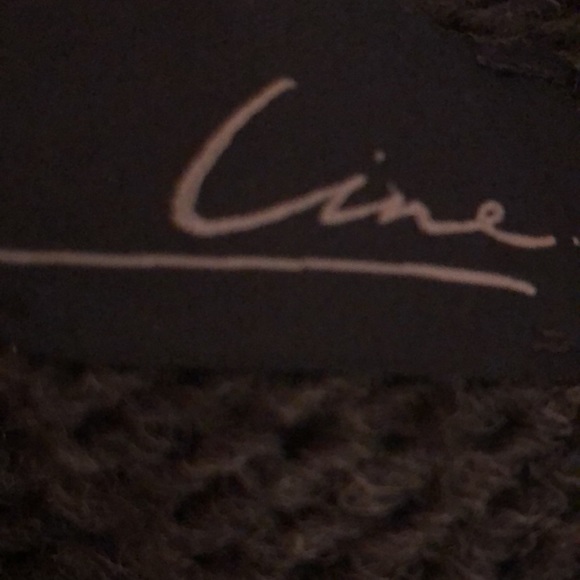 Amazing sweater coat from Line. Aztec pattern. - Picture 5 of 7